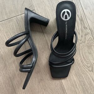 Wishbone Collection Strappy Sandals
